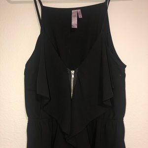 BLACK ZIP UP DRESS.